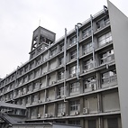 <span class="qrinews-figure-title">2011年3月8日 九大建物シリーズ No.02</span>　九大建物シリーズ第2回は理学部2号館です（撮影場所：<a href="http://maps.google.co.jp/maps?q=33.625814,130.425393+(2011/03/08)&amp;z=18" target="_blank">理学部2号館</a>）
